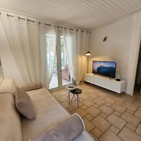 Corfu Glyfada Menigos Resort 13 Tatil Evi *
