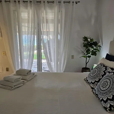 Corfu Menigos 13 Feriehus Glifada